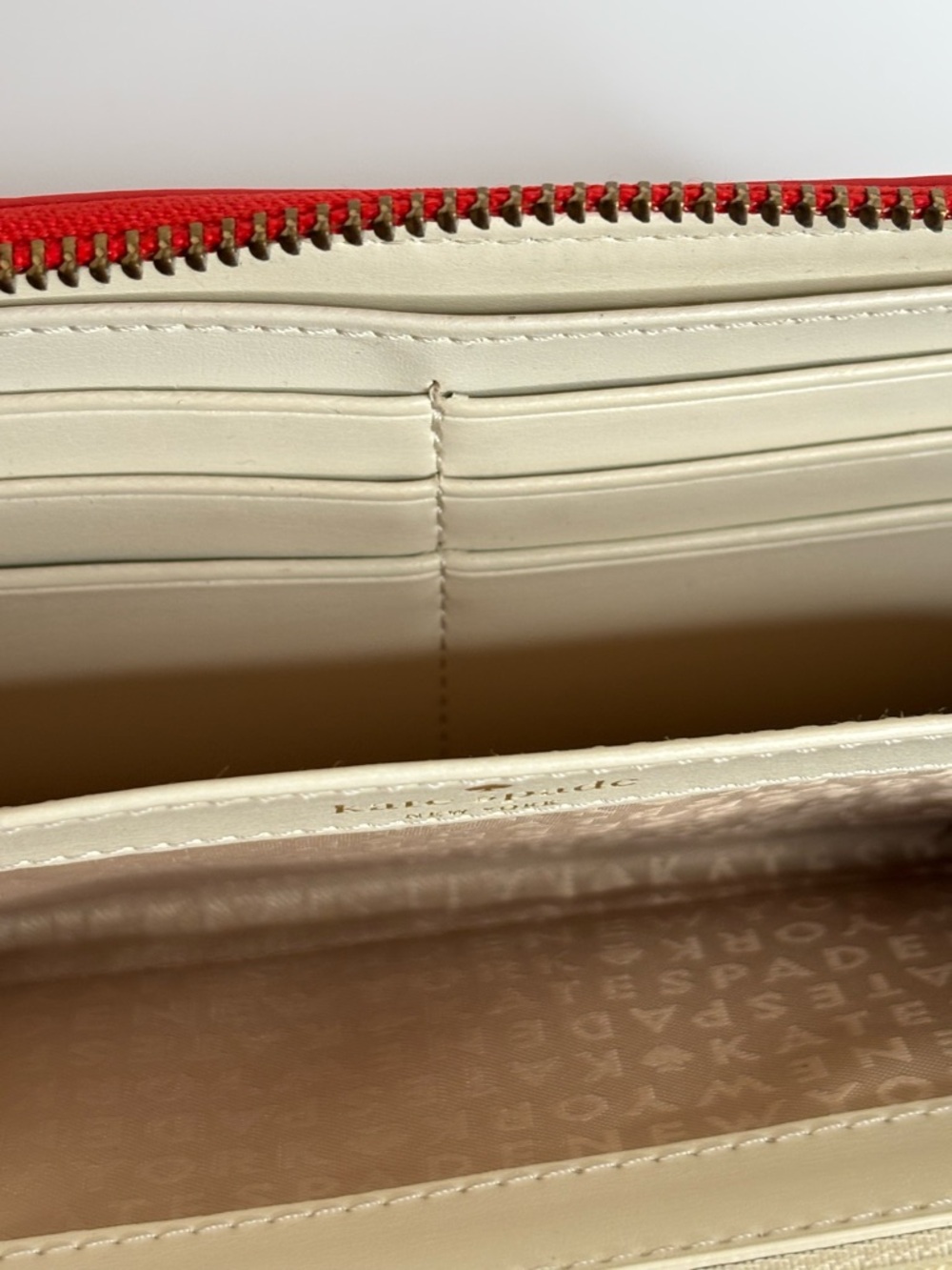 KATE SPADE NEW YORK NEDA SOUTH OF THE BORDER MARASCHINO WALLET - Picture 2 of 9